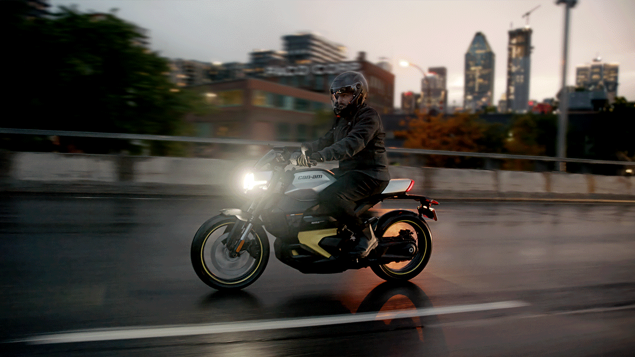 GIF of the entire 2 & 3-Wheel Can-Am On-Road Lineup