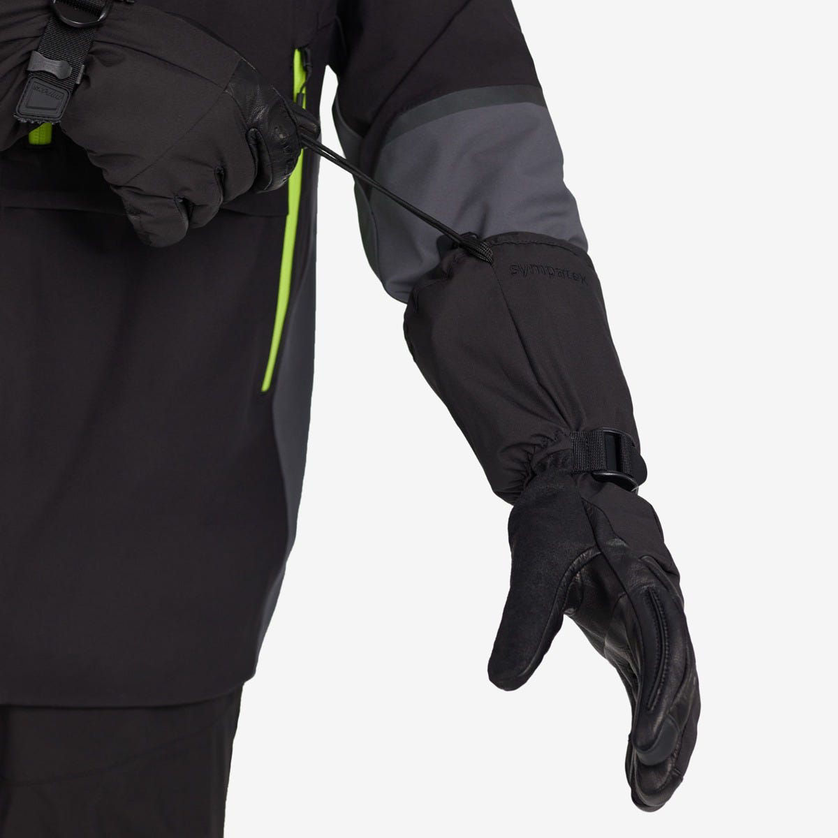 Man wearing BC Aspect long gloves