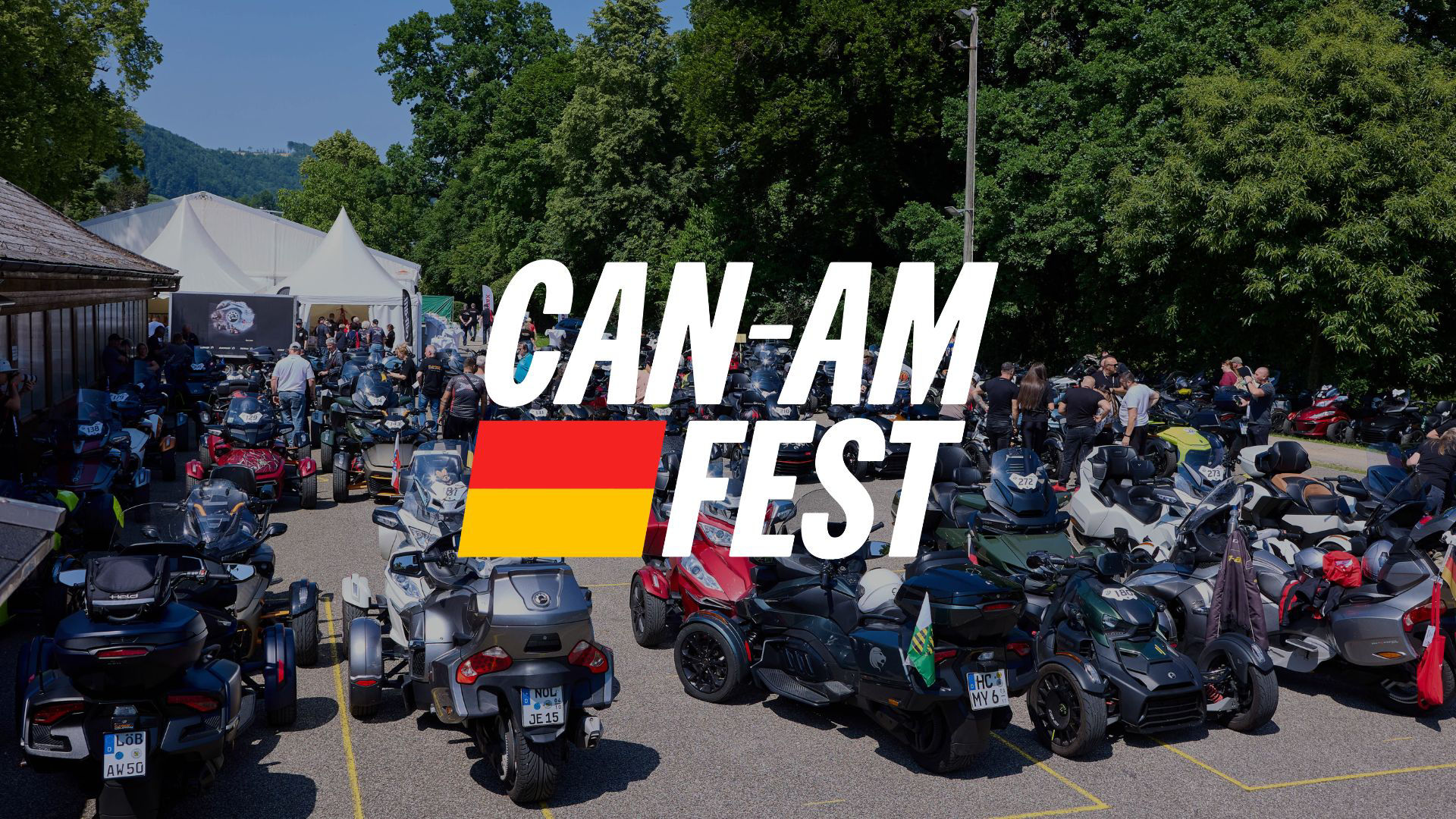 Bijeenkomst van 3-wielmotorliefhebbers op het Can-Am Fest in Duitsland