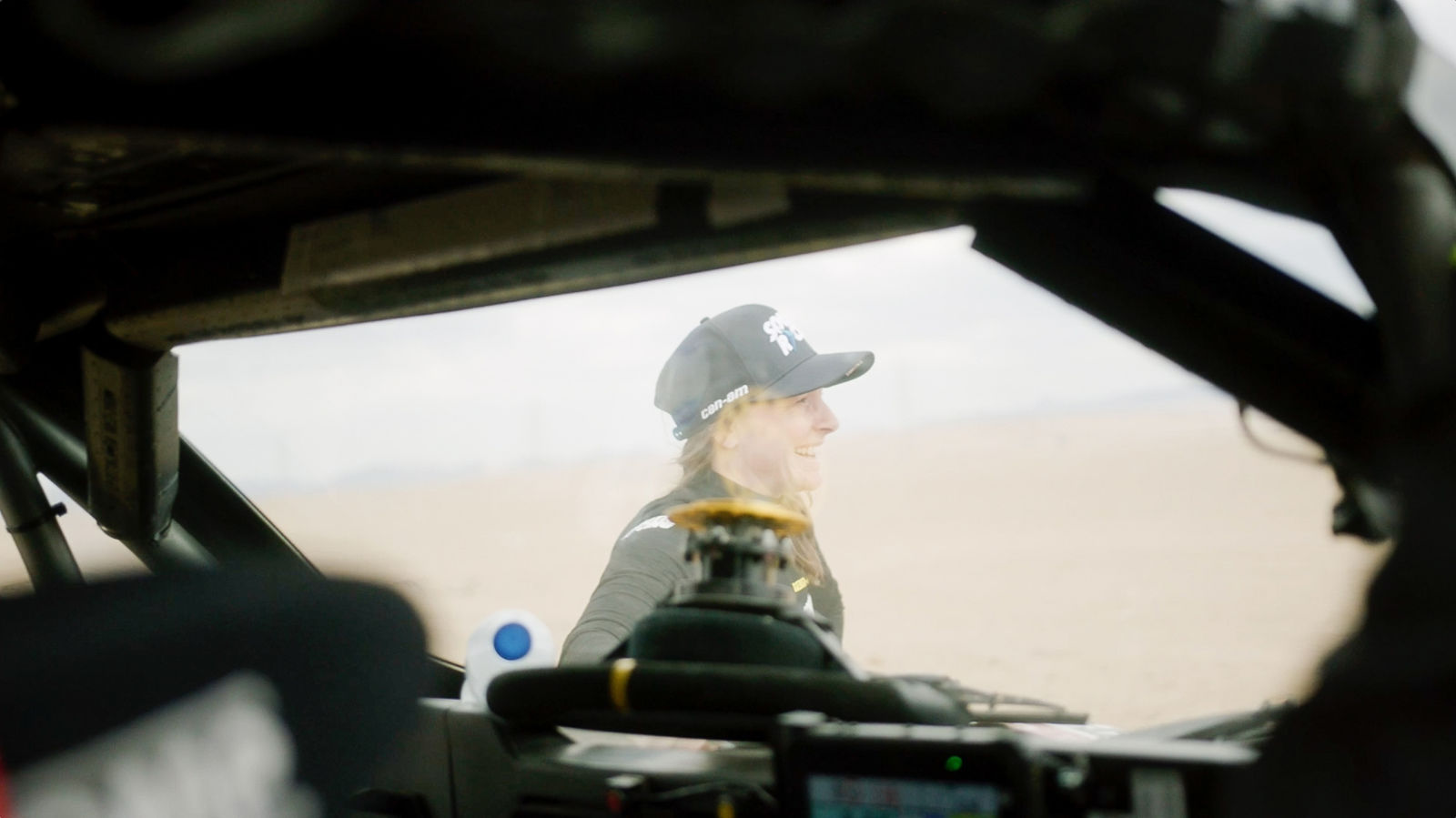 Molly Taylor in preparation of the Dakar race