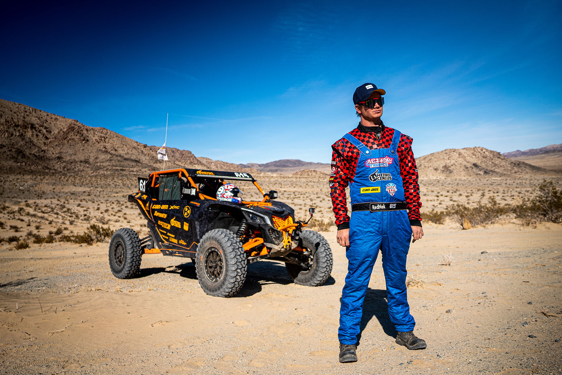 Hubert Rowland con un Can-Am SXS