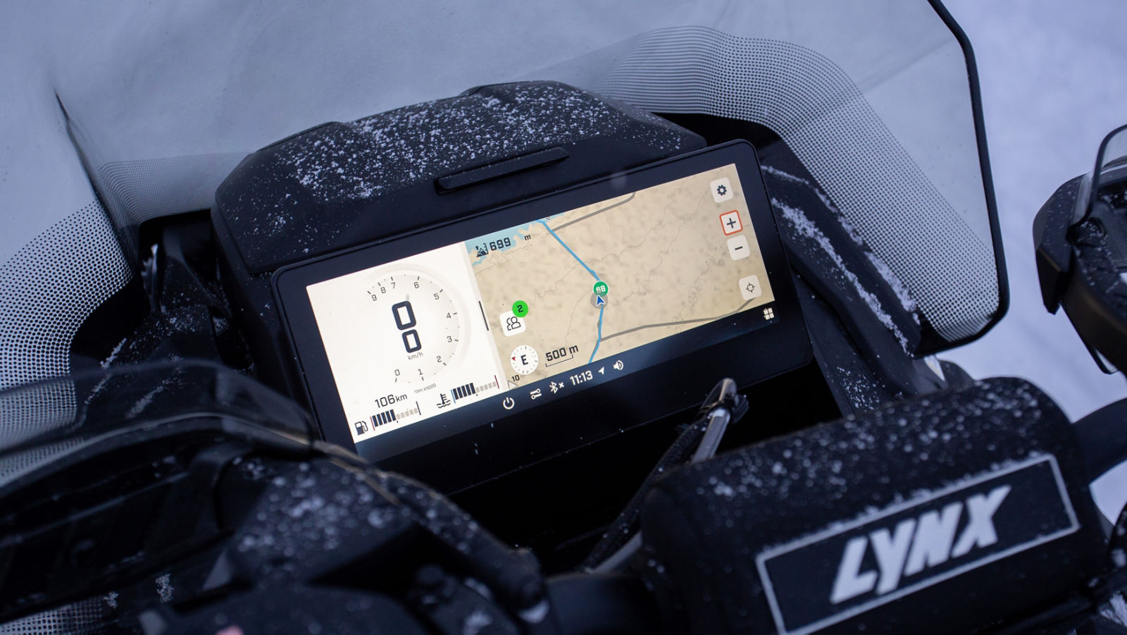 10,25'' touchskärm på Lynx Xterrain RE -snöskotern