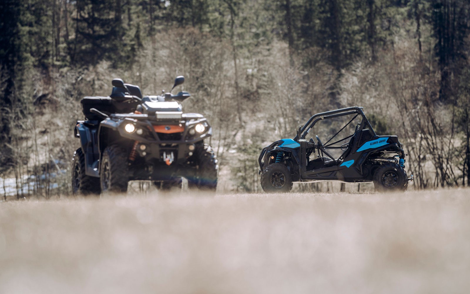 Outlander and Maverick Trail on a field