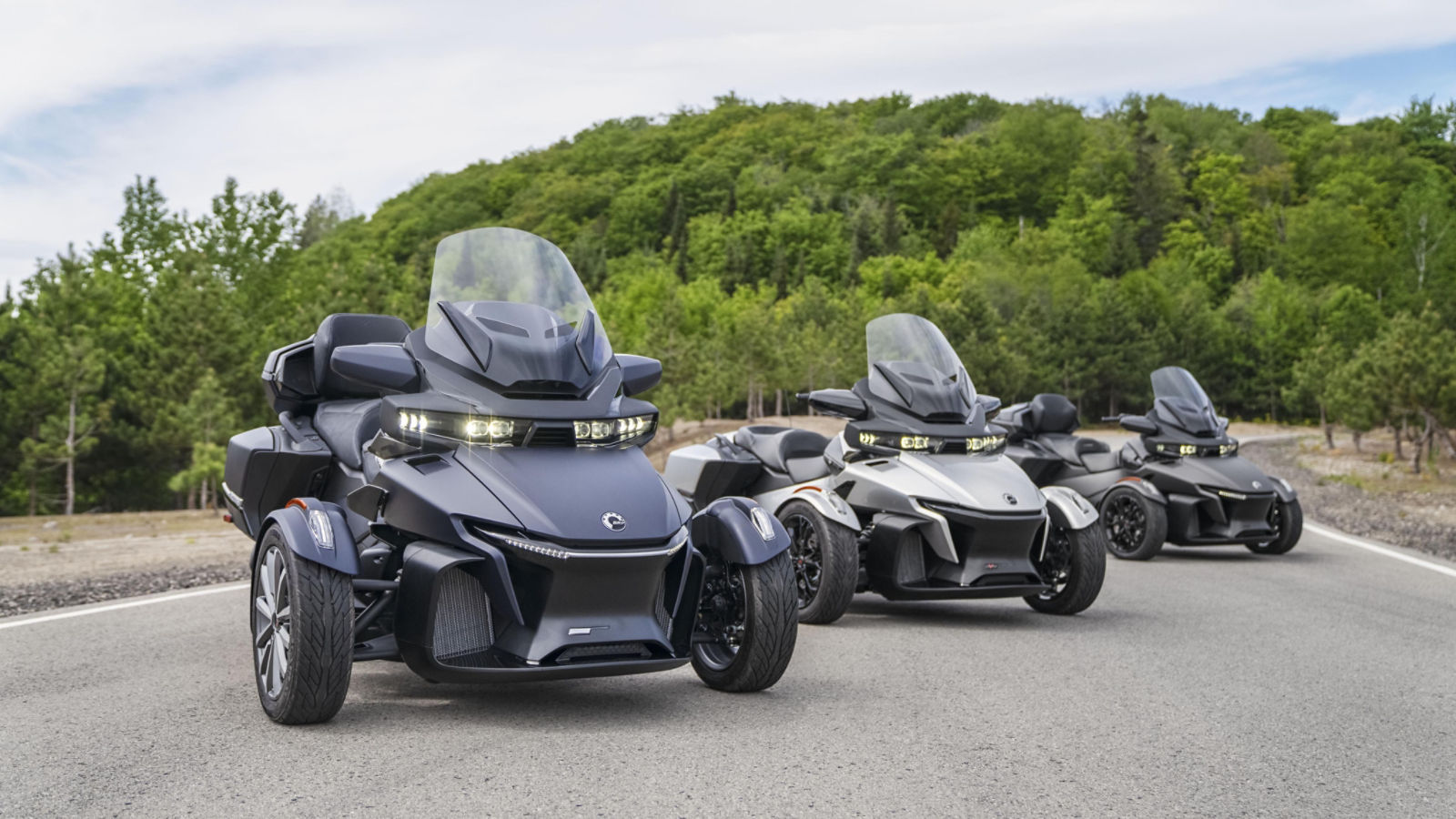 2022年モデル、Can-Am 3輪バイクのファミリーショット
