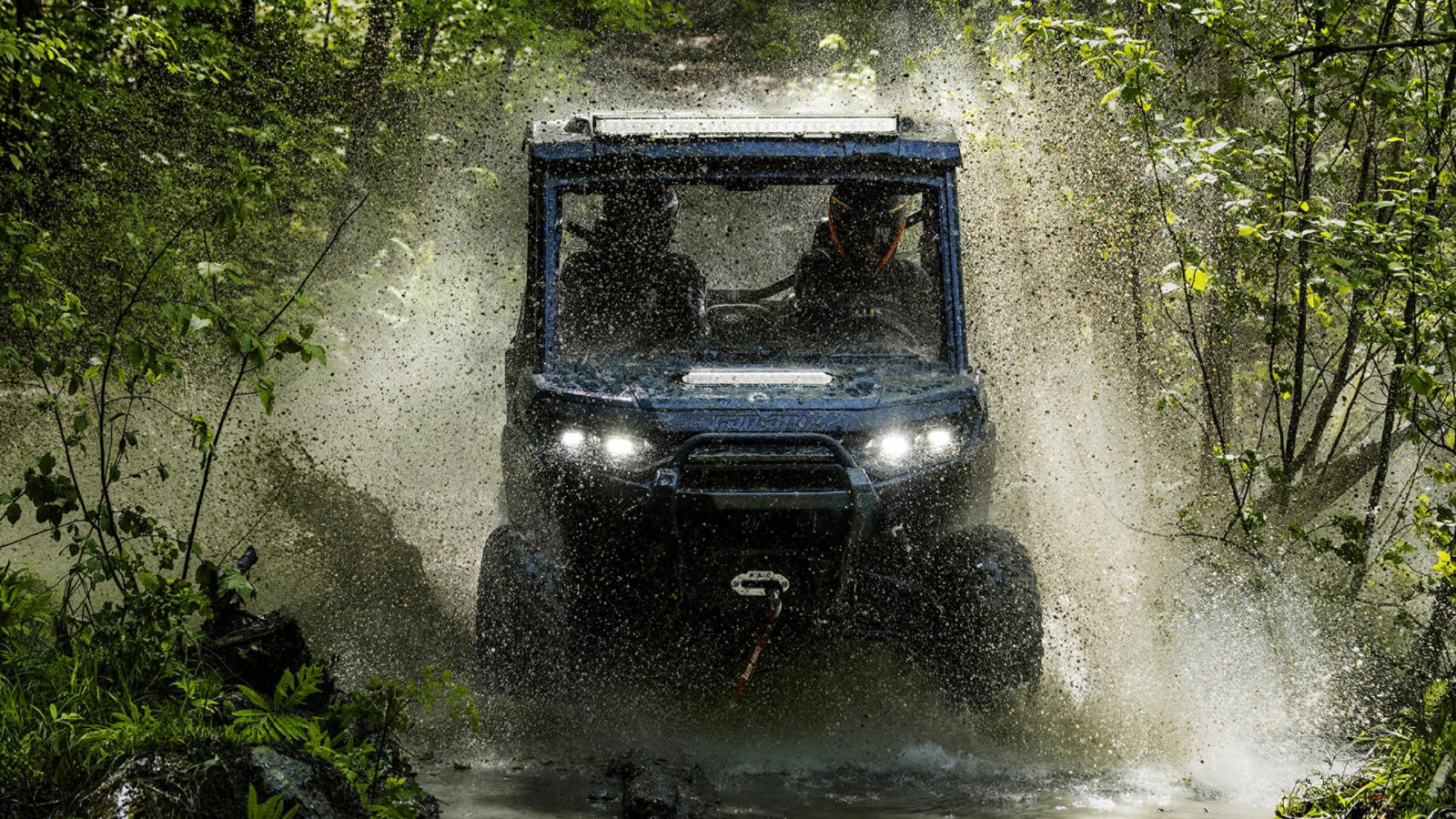 Can-am Defender in harsh conditions