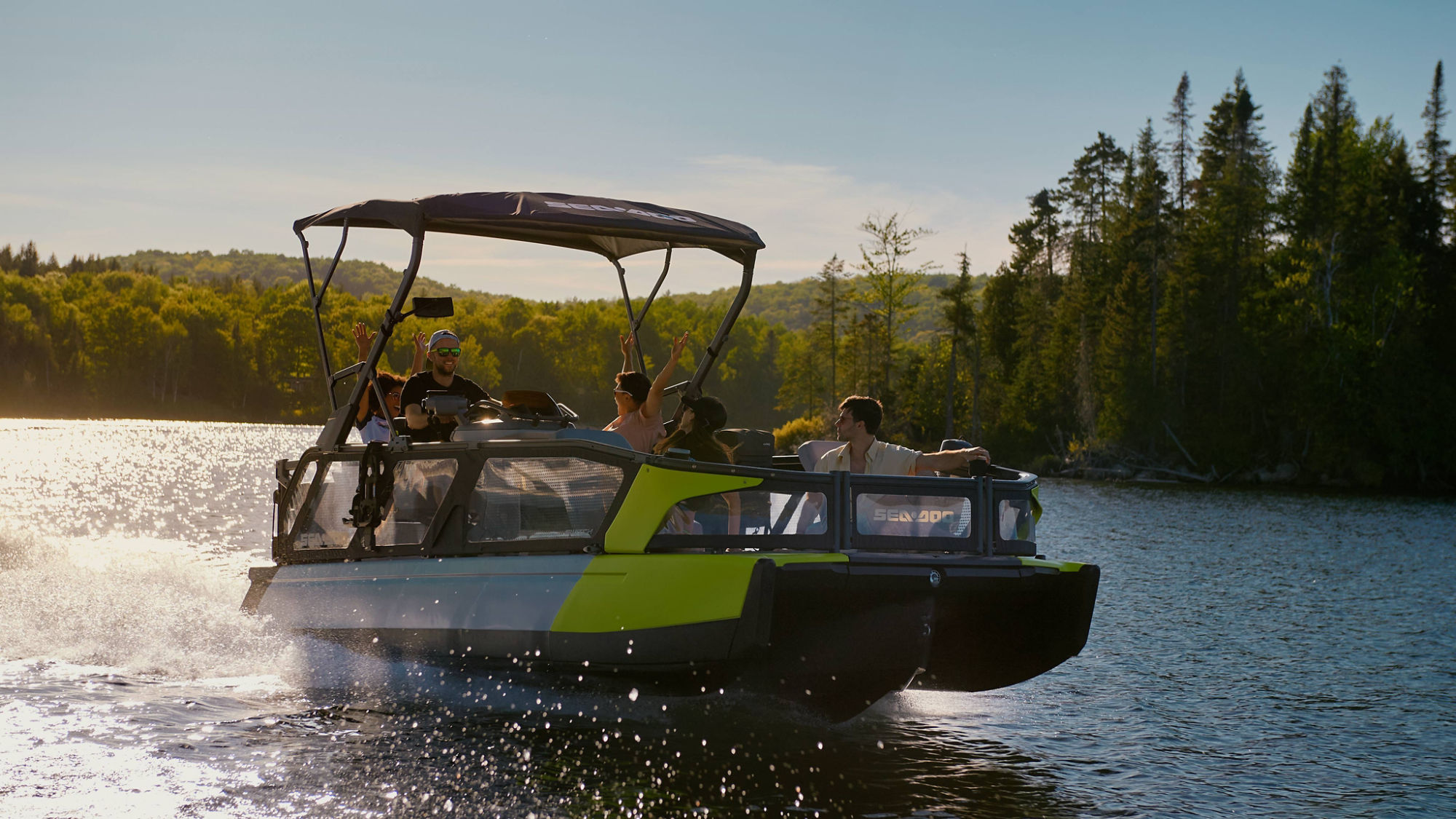Group of friends on the Sea-Doo SWITCH SPORT pontoon