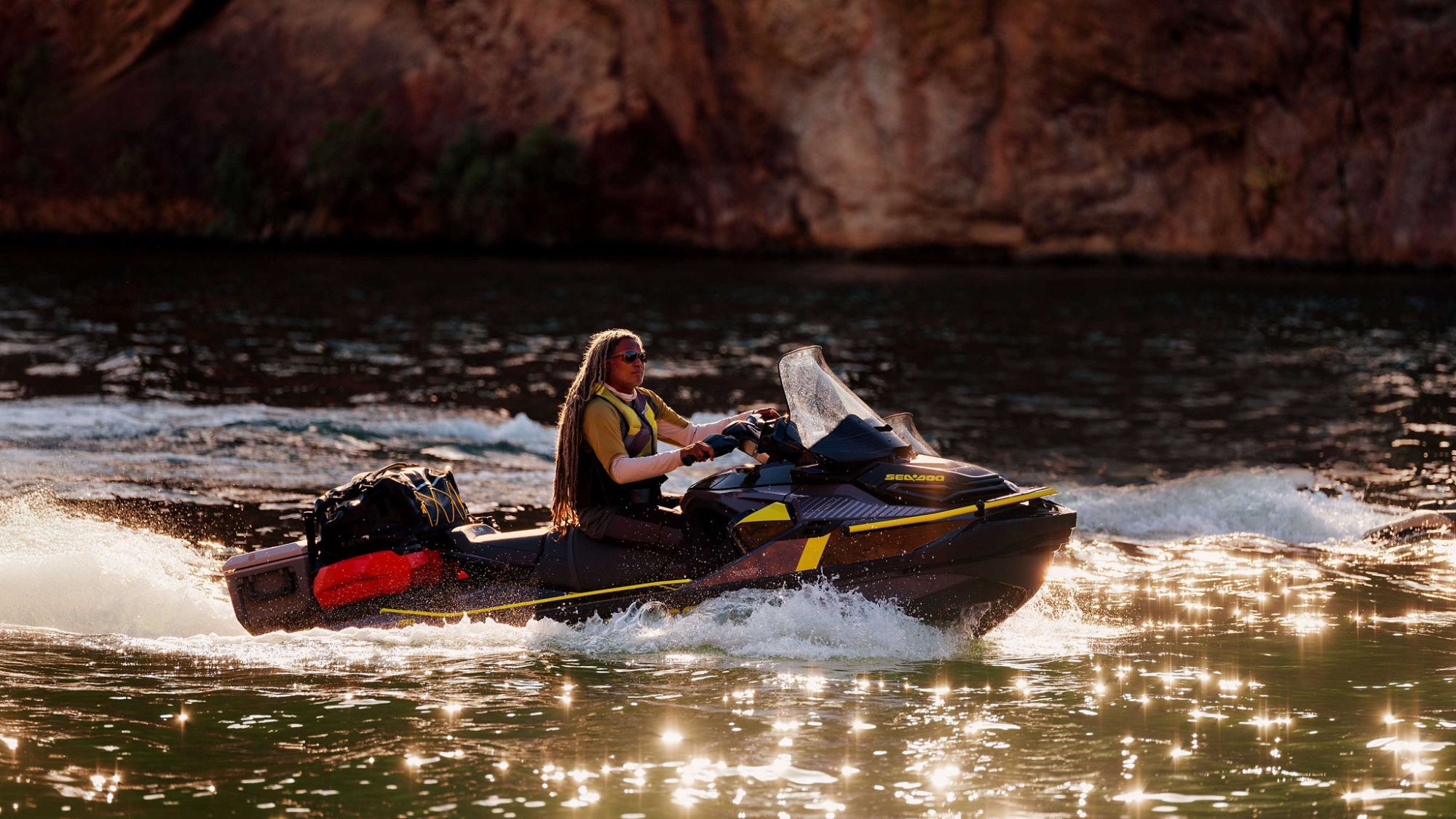 Couple sur le Sea-Doo Spark