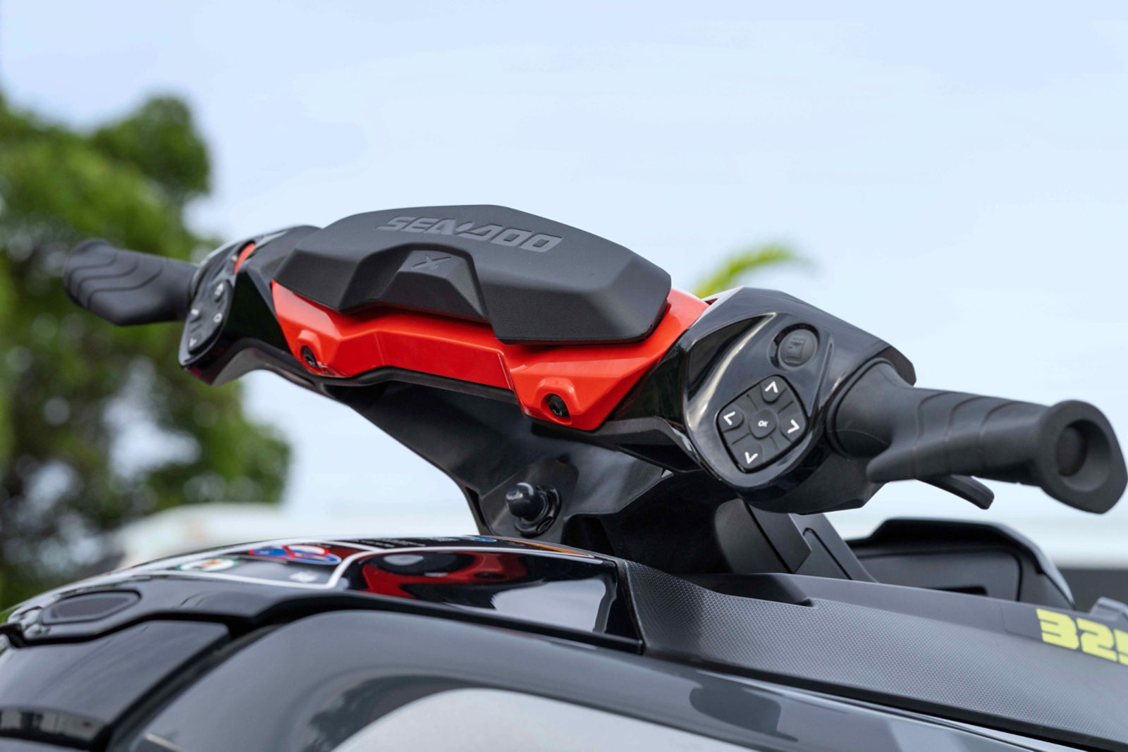 2024 Sea-Doo RXT-X Handlebars