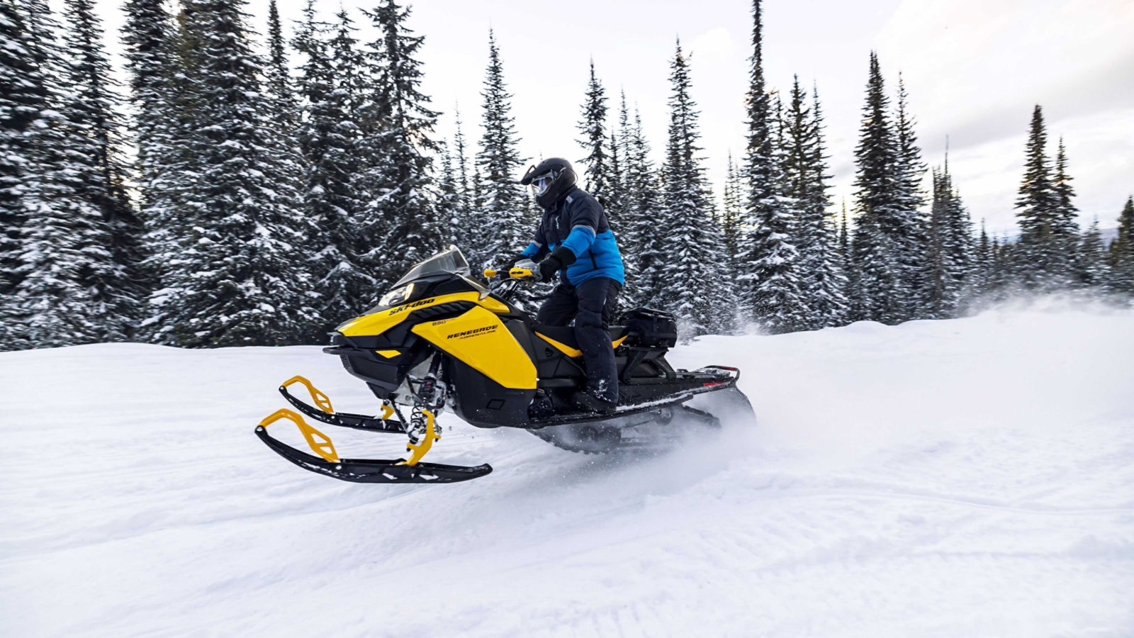 Ski&Sea Ski-Doo Motorne Sanjke Renegade 2023 BRP 