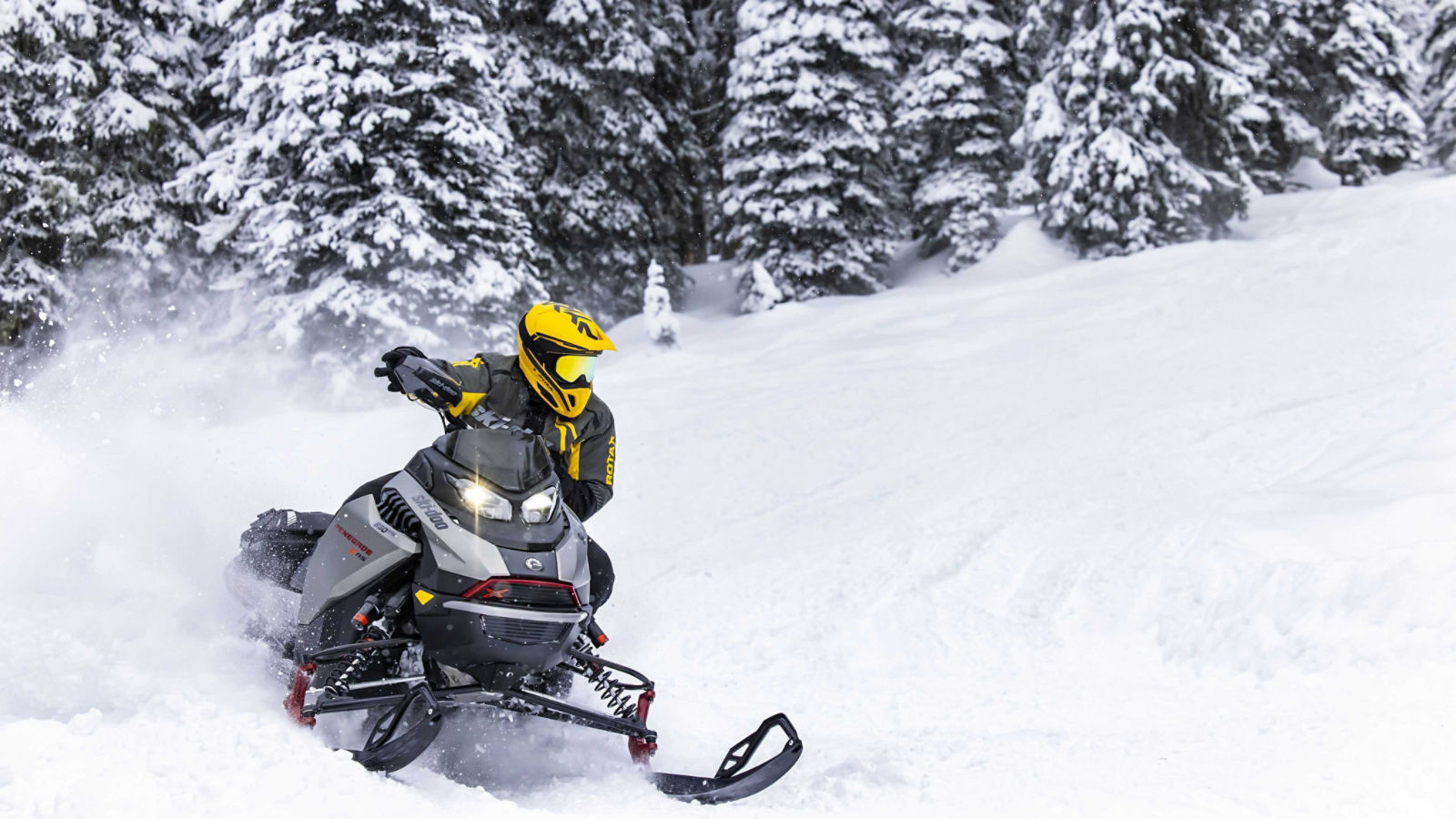 Ski&Sea Ski-Doo Motorne Sanjke Renegade 2023 BRP 