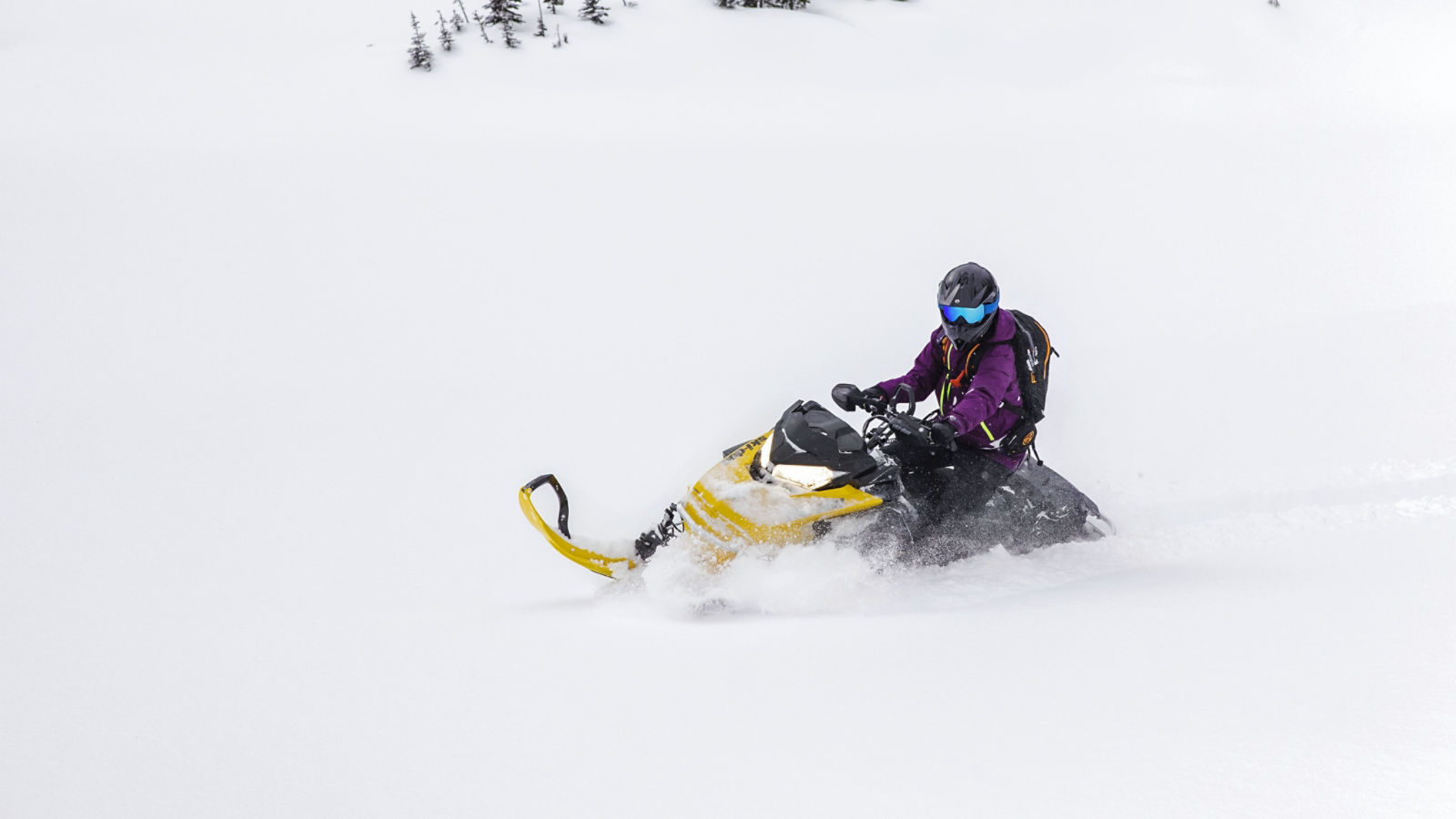 SUMMIT NEO MOTORNE SANKE 2023