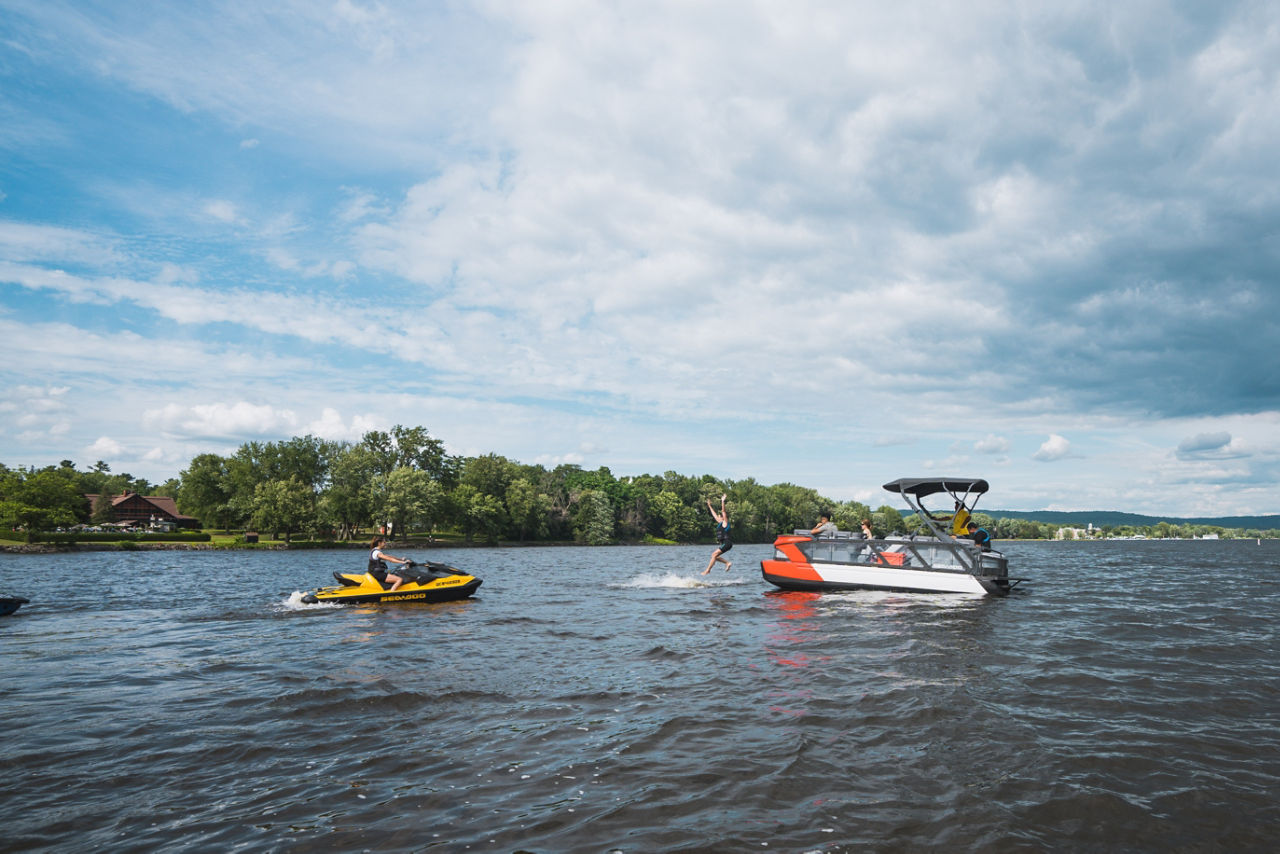 Friends having fun with their Sea-Doo Switch