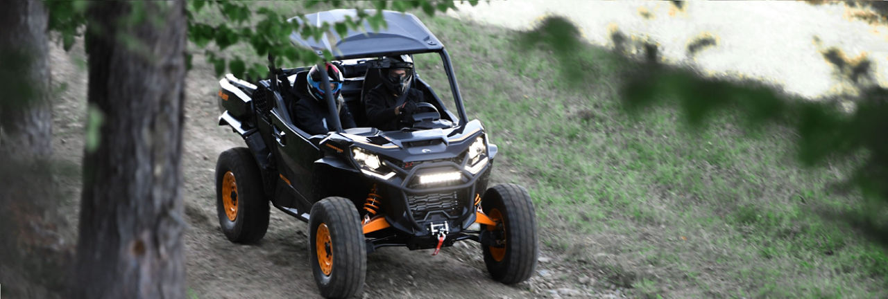forest Can-Am Commander ride
