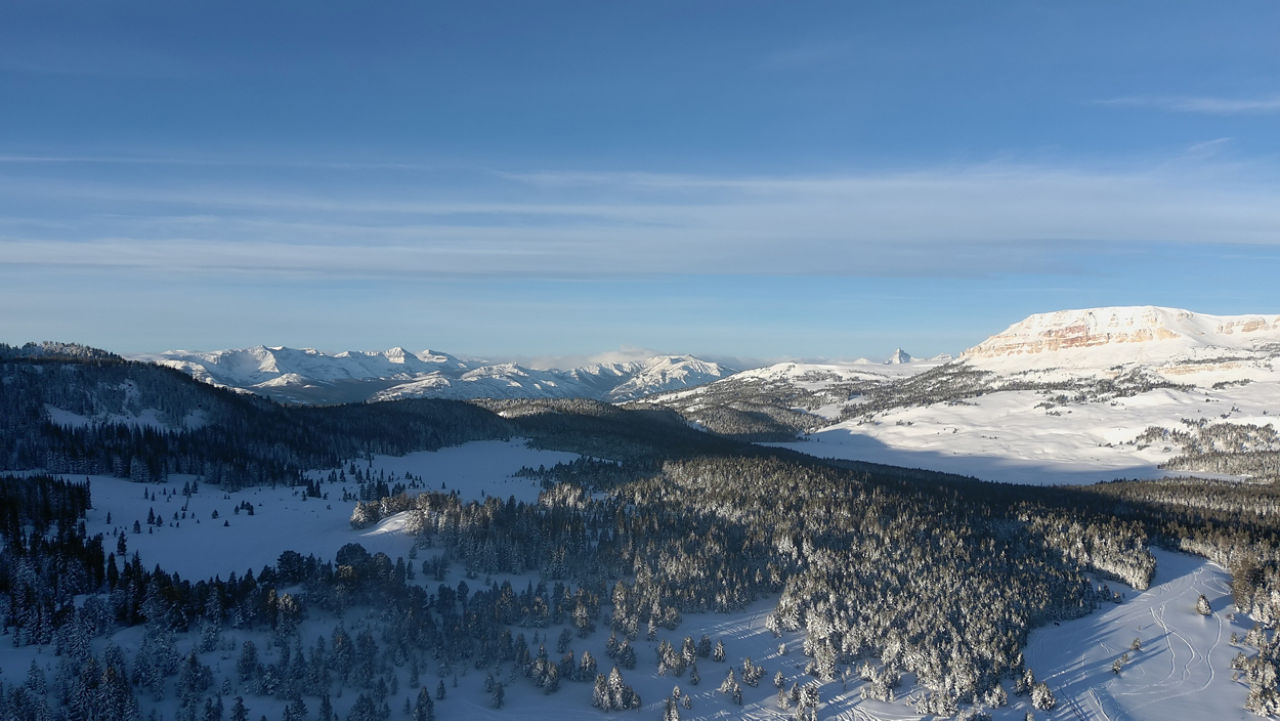 Vue hivernale des montagnes Beartooths