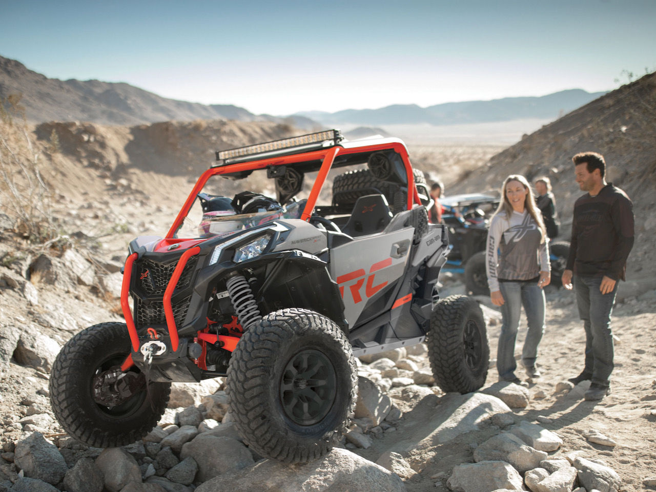 Launch Of The New 2024 Can Am Off Road Lineup   UNSO MY21 Maverick Sport X Rc Chalk Grey Magma Red Final 4x3 WEB