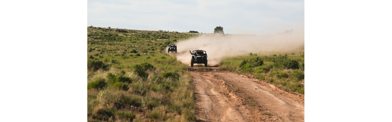 3 Maverick full throttle in the sand