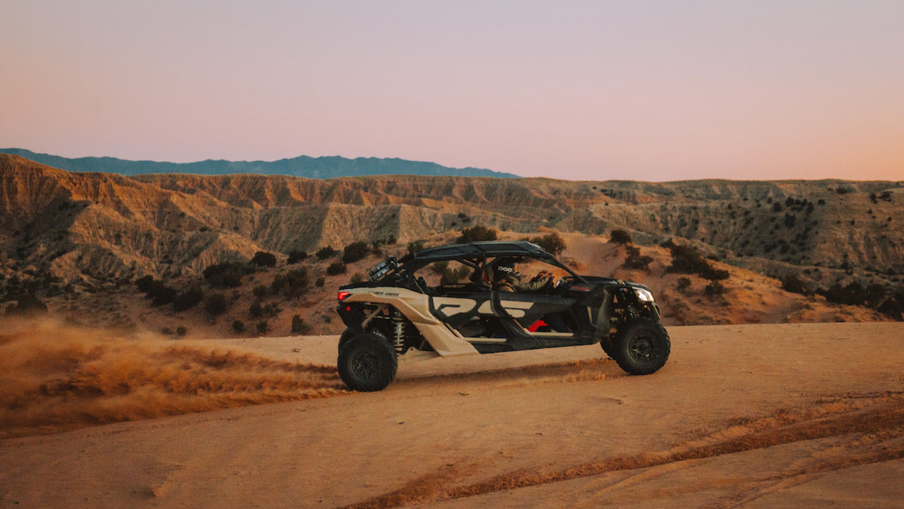 Can-Am Maverick dans le désert