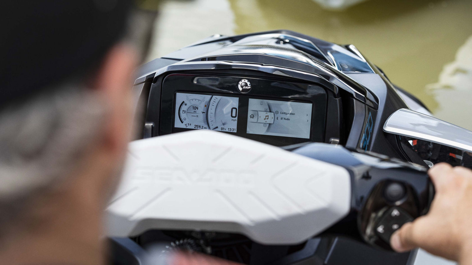 Sea-DooによるLCDディスプレイ技術