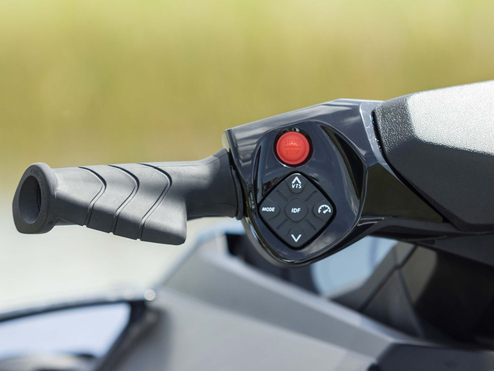 Sea-Doo con botón de Sistema Inteligente Libre de Residuos (iDF)